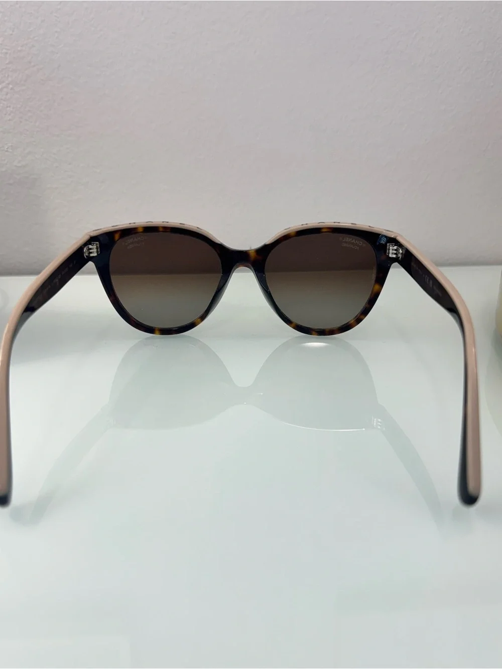 CHANEL Tortoiseshell Cat Eye Sunglasses - Brown Gradient